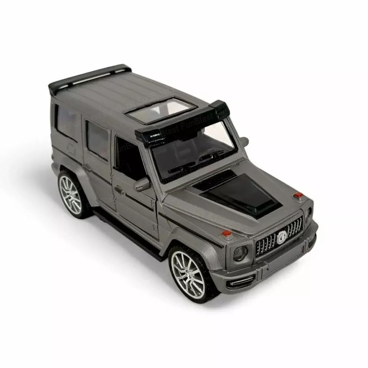 Smily Buds - Die-Cast Metal SUV Model Toy Car - 1:36 Scale with Pull-Back Action, Openable Doors