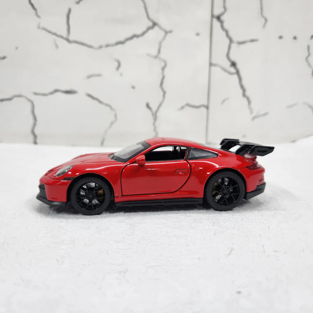 Smily Buds Die-Cast Car Model - Ferrari Red Sports Car with Openable Doors (1:32 Scale)